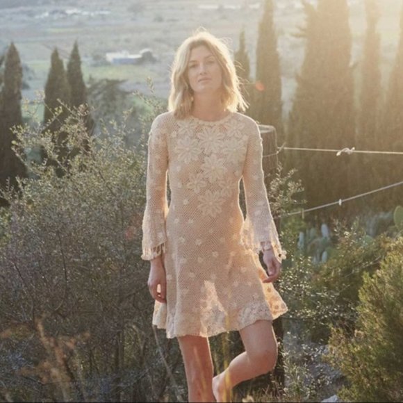 ISO Dôen Dottie Dress - Picture 1 of 1